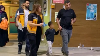 Bursa’nın İnegöl ilçesinde evde oyun oynadığı sırada parmağını prize sokan