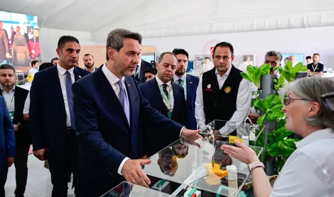 Enerji ve Tabii Kaynaklar Bakanı Alparslan Bayraktar, Türkiye’yi yeşil enerji