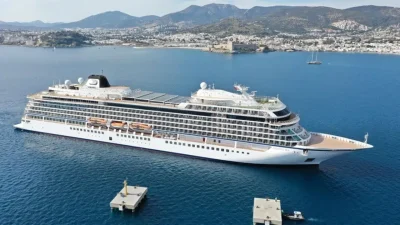 Muğla’nın gözde turizm merkezi Bodrum, deniz turizminde hareketli günlerinden birini