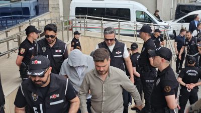Zonguldak merkezli 4 ilde gerçekleştirilen eş zamanlı operasyonla, devlet hastanesinde