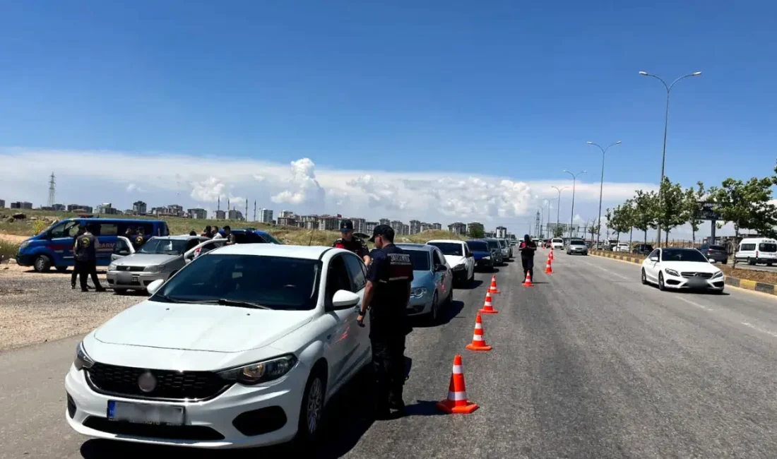 Gaziantep İl Jandarma Komutanlığı, şehir genelinde huzur ve güvenliği sağlamak