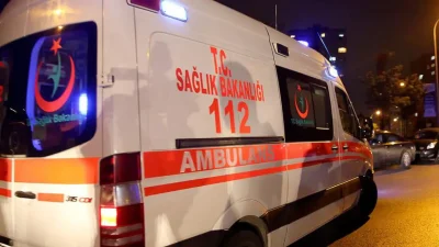 Ankara’nın Çubuk ilçesinde manevra yapmak isteyen bir otomobilin hafif ticari