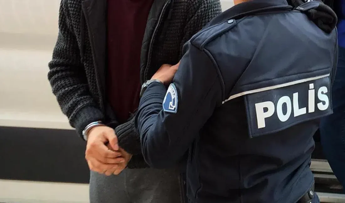 İstanbul Kadıköy’de emniyet güçlerinin titizlikle yürüttüğü takip sonucu bir eve