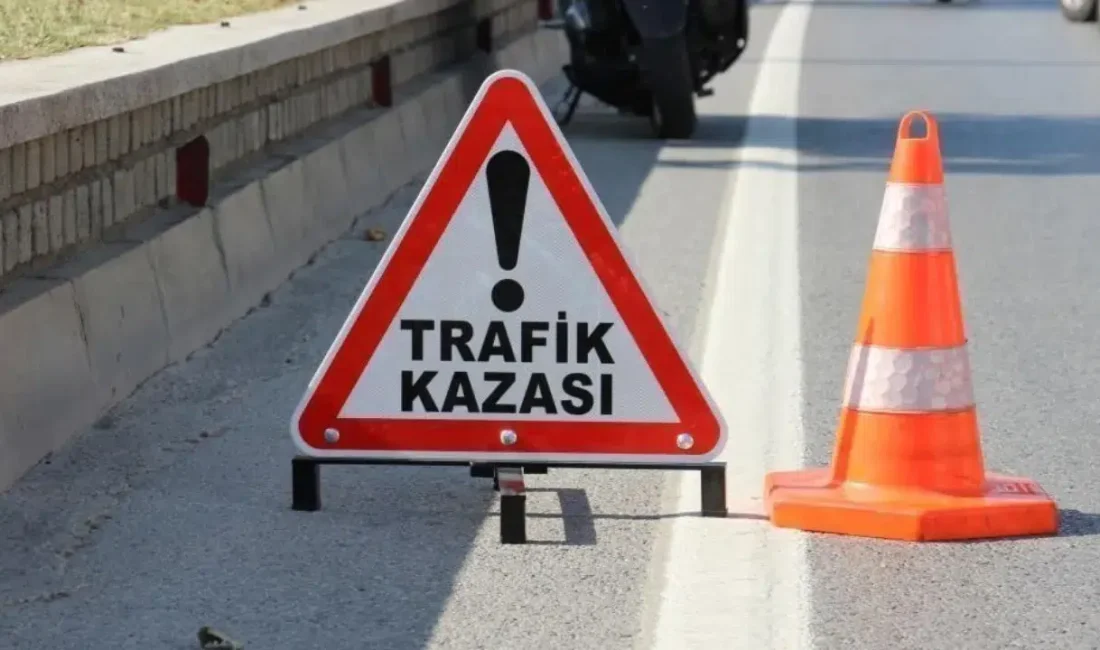 İstanbul Büyükçekmece’de yağışın ardından kayganlaşan yolda kontrolden çıkan motosiklet feci