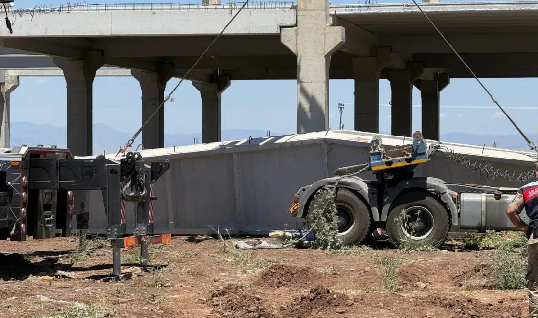 Diyarbakır’ın Kayapınar ilçesinde meydana gelen korkunç iş kazasında, tonlarca ağırlıktaki