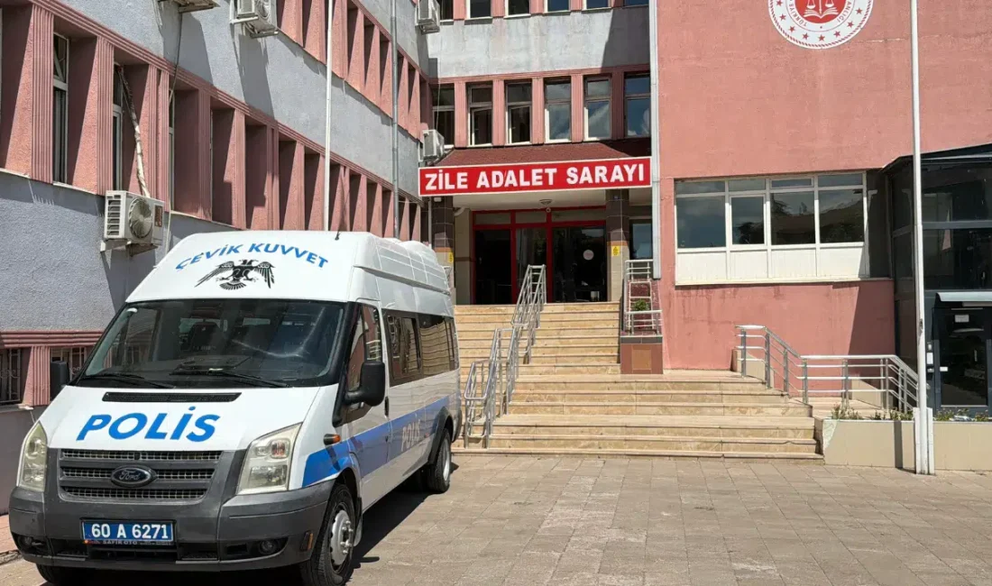 Tokat’ın Turhal ilçesinde iki yıl önce otomobilinde göğsünden vurulmuş halde