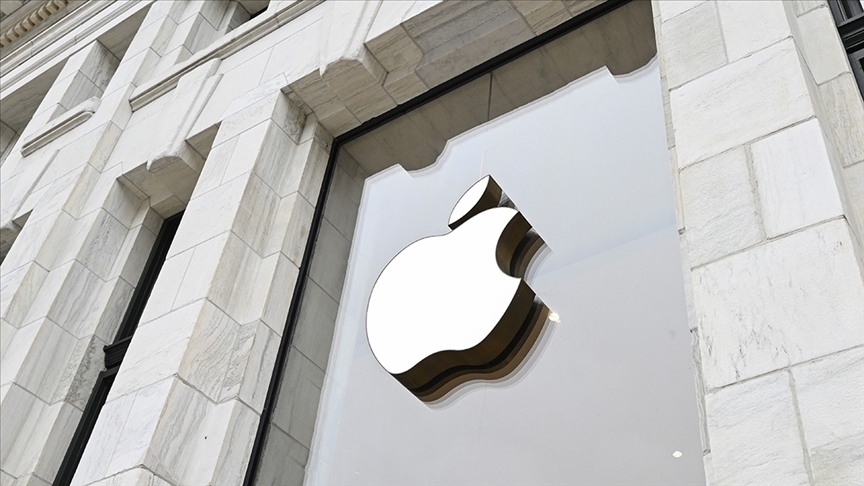 Teknoloji devi Apple, Rusya’da milyonlarca insanın günlük olarak kullandığı en