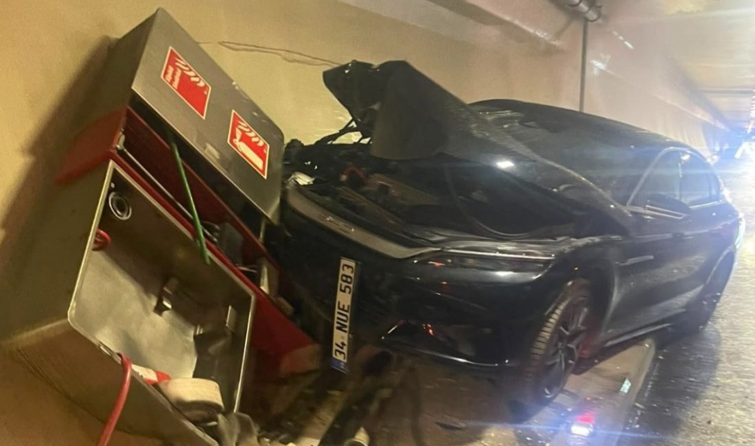 İstanbul’un en önemli geçiş noktalarından biri olan Avrasya Tüneli’nde meydana