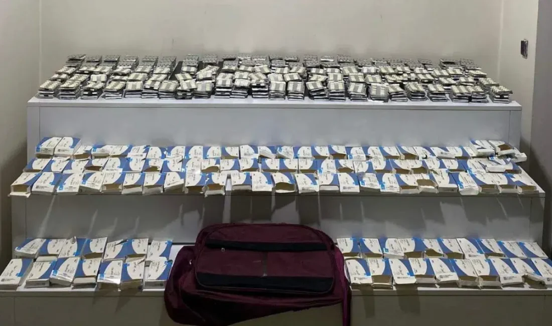 Elazığ’da polis ekiplerinin düzenlediği zehir operasyonunda, şüpheli bir araçta yapılan