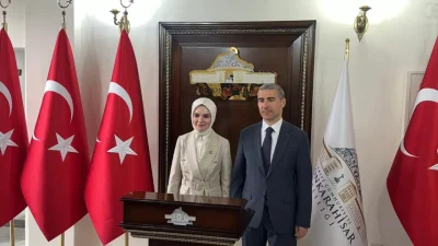 Aile ve Sosyal Hizmetler Bakanı Mahinur Özdemir Göktaş, bir dizi