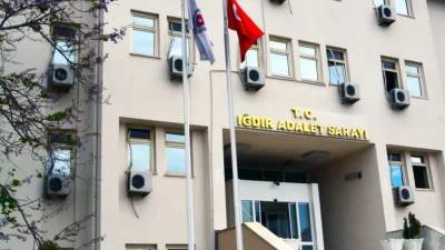 Iğdır’da iki trafik polisinin bir vatandaşı darp ettiği iddiasıyla başlayan