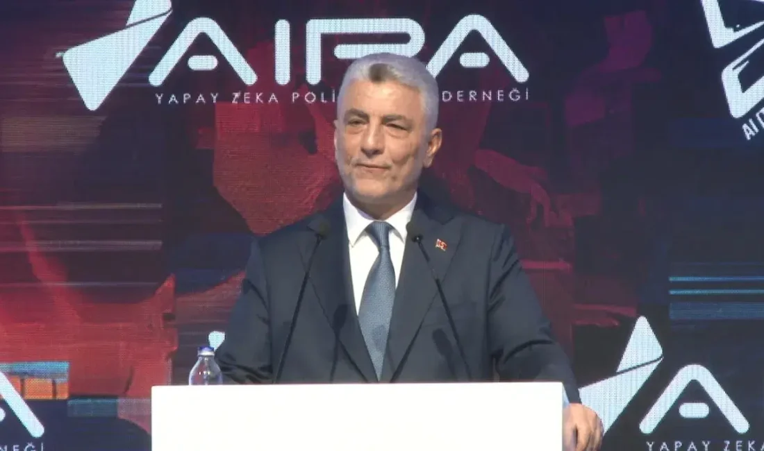 Ticaret Bakanı Ömer Bolat, AI Tomorrow Summit 2026 zirvesinde dış