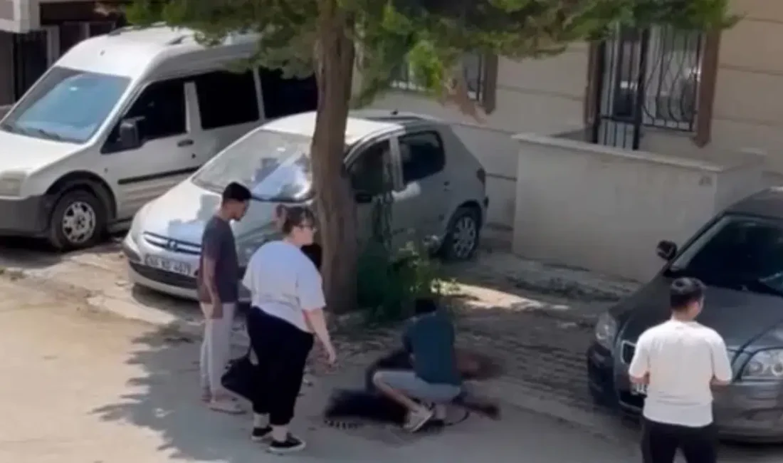 Bursa’nın Osmangazi ilçesinde, aralarında geçmişe dayalı anlaşmazlık bulunan iki kardeşin