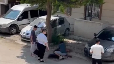 Bursa’nın Osmangazi ilçesinde, aralarında geçmişe dayalı anlaşmazlık bulunan iki kardeşin