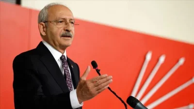 Cumhuriyet Halk Partisi’nde ezber bozan bir gelişme yaşanıyor. Eski Genel