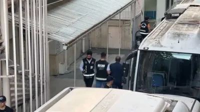 Silivri Belediyesi’nde büyük yankı uyandıran “yolsuzluk” soruşturmasında sıcak saatler yaşanıyor.