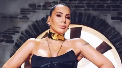 Bir dönemin en popüler isimlerinden biri olan ünlü oryantal Asena,