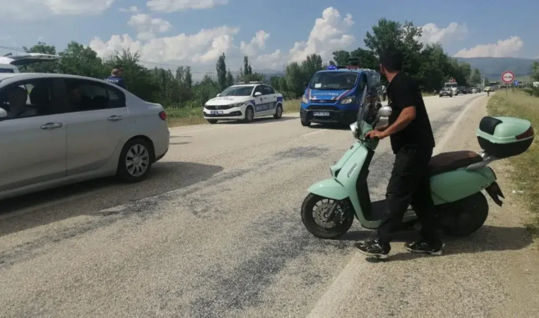 Isparta-Yalvaç kara yolunda kontrolden çıkan motosikletin kaza yapması sonucu bir