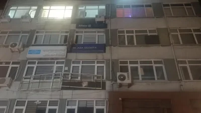 İstanbul Fatih’te ruhsatsız olarak faaliyet gösteren bir masaj salonuna gelen