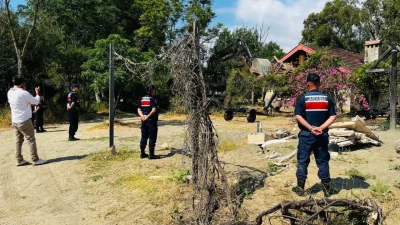 Antalya’nın dünyaca ünlü turizm ilçesi Kemer’de kaçak yapılaşmaya karşı büyük
