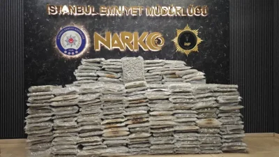 İstanbul Arnavutköy’de polisin uzun süredir takip ettiği şüpheli adres ve