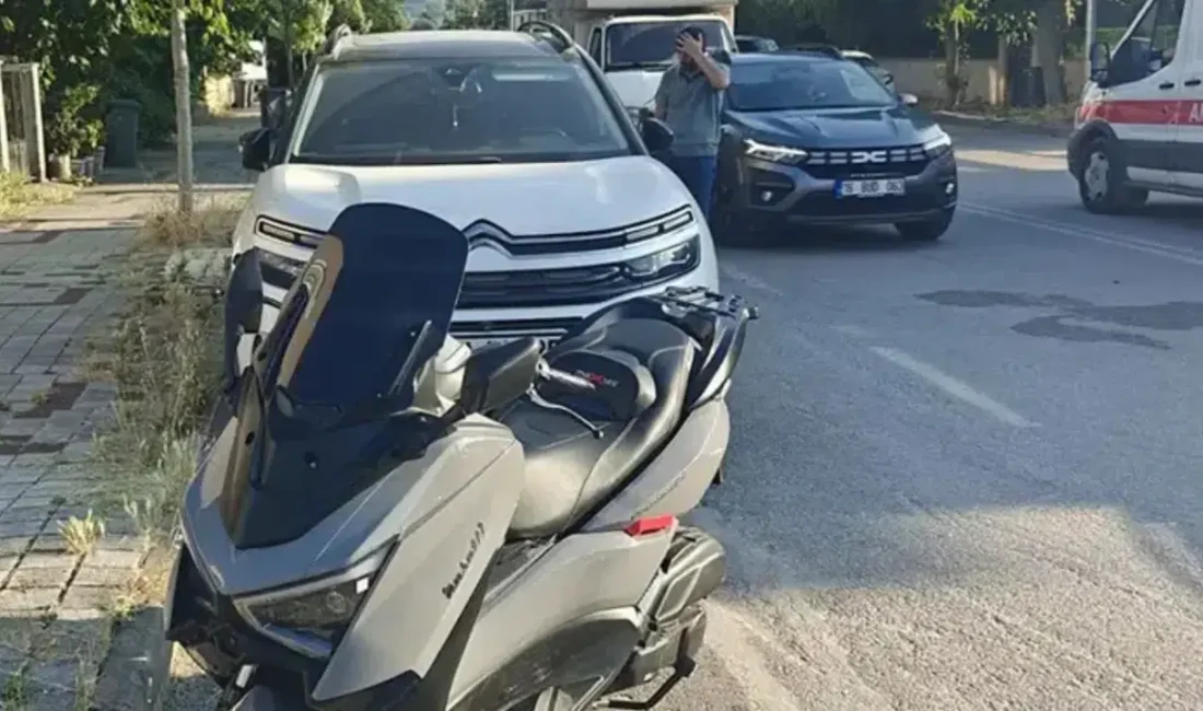 Bursa’nın İnegöl ilçesinde seyir halindeyken aniden rahatsızlanan motosiklet sürücüsü, kontrolünü