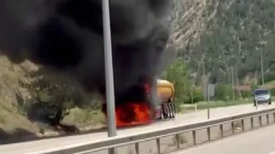 Karabük’ten Ankara’ya doğru seyir halindeyken bir anda motor bölümü alev