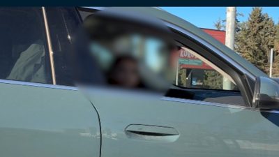 Adana’da iki sürücü arasında trafikte başlayan sözlü tartışma kısa sürede