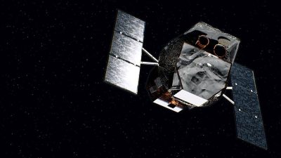 NASA, Dünya atmosferine girerek yanma riskiyle karşı karşıya olan emektar