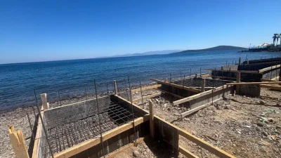 Muğla’nın dünyaca ünlü turizm merkezi Bodrum’da, sahil şeridine izinsiz şekilde