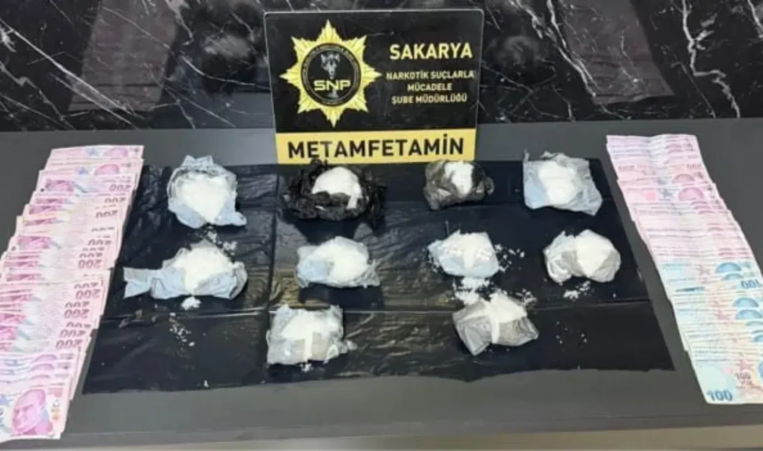 İstanbul’dan Sakarya’ya motosikletle uyuşturucu taşınacağı ihbarını alan narkotik polisi, Kuzey