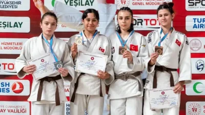 Hatay’da düzenlenen Yeşilay 2026 Yıldızlar Türkiye Judo Şampiyonası’na damga vuran