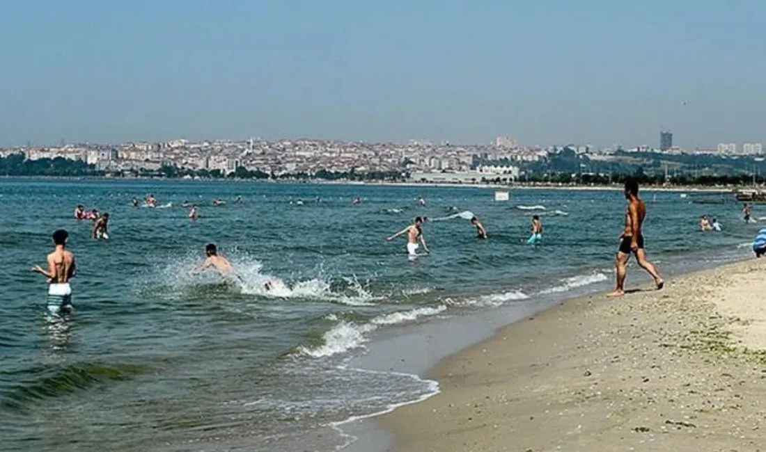 Antalya’da mevsim normallerinin üzerine çıkan sıcak hava ve nefes kesen