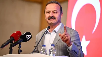 Anahtar Parti Genel Başkanı Yavuz Ağıralioğlu, Bolu’da düzenlenen strateji zirvesinde