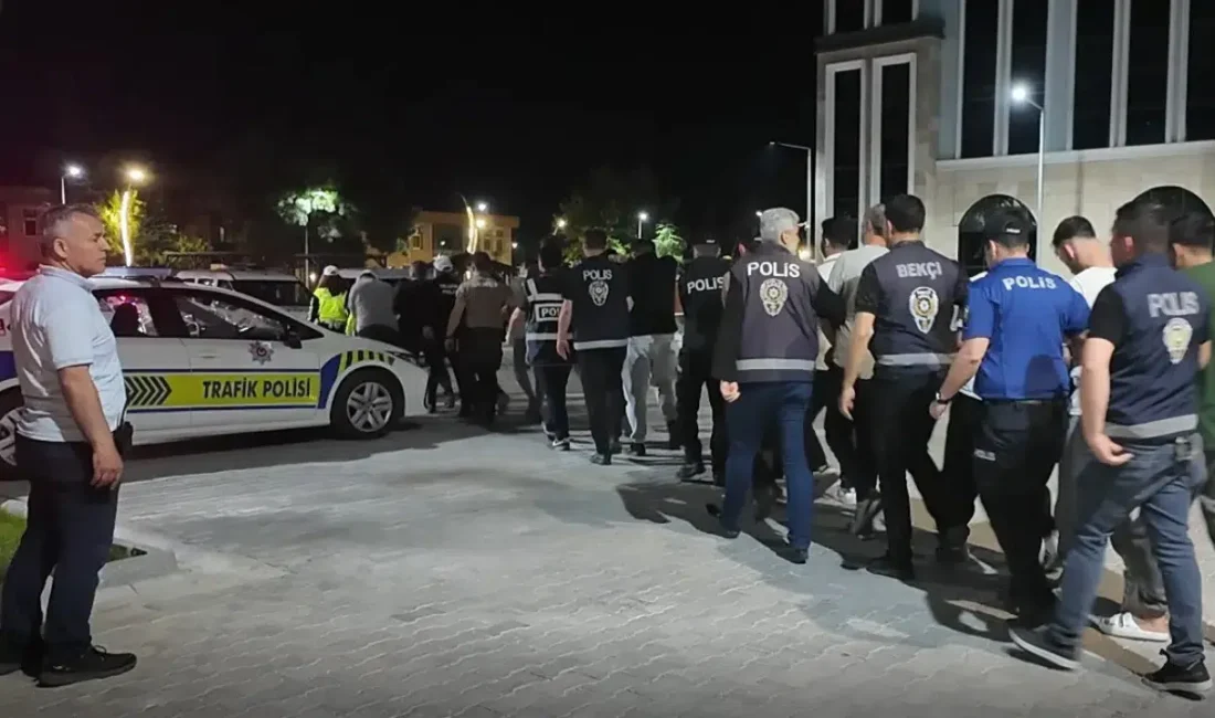 Kütahya’nın Gediz ilçesinde güvenlik güçlerinin uzun süredir takip ettiği adreslere