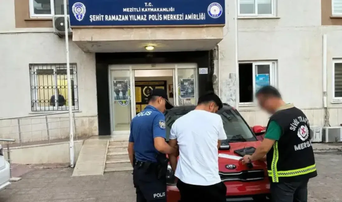 Mersin’de yaşanan yol verme tartışmasında öfkesine hakim olamayıp aracından inen