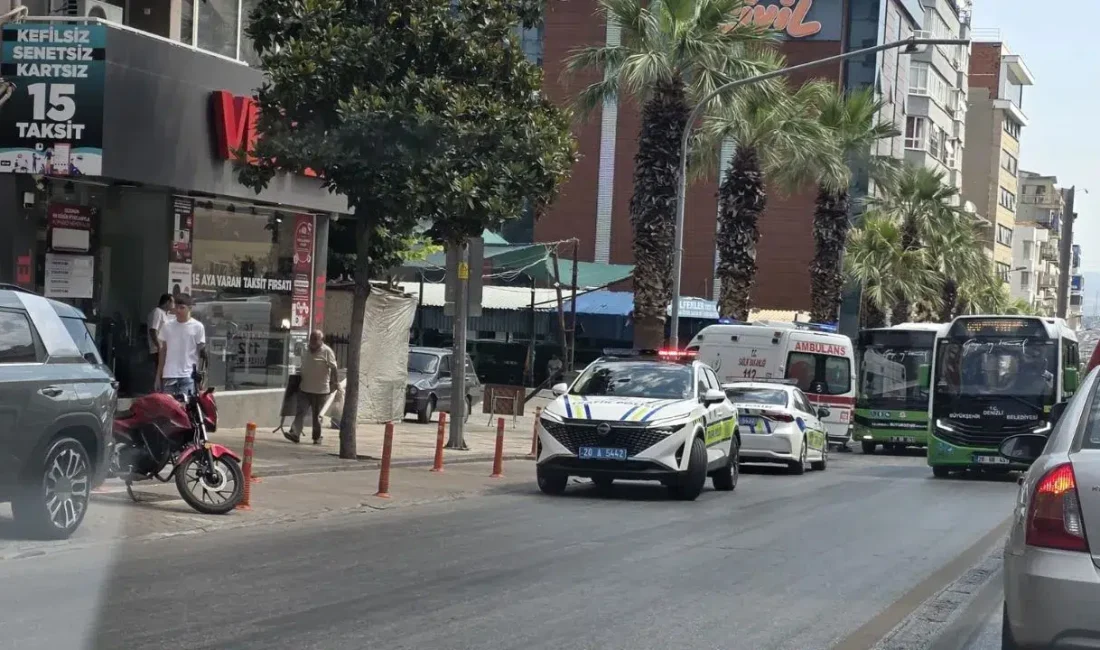 Denizli’nin Merkezefendi ilçesinde akranlar arasında başlayan sözlü tartışma, sokak ortasında