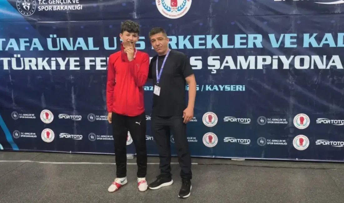 Kütahya Belediyespor Kulübü’nün genç yeteneği Mehmet Turan Delibaş, Kayseri’de düzenlenen