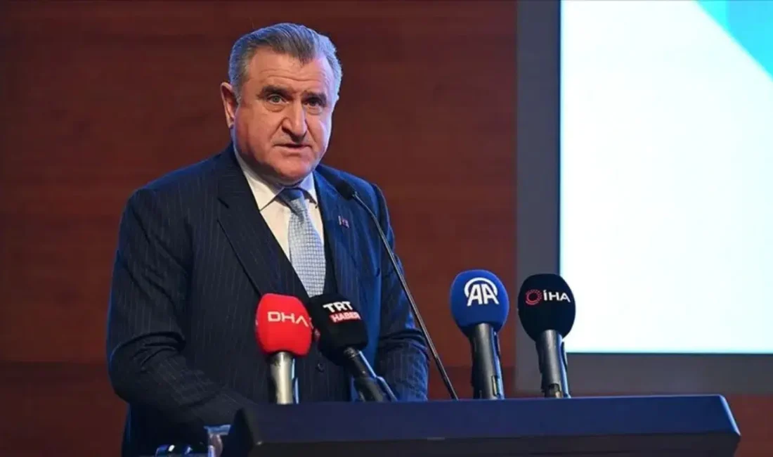 Gençlik ve Spor Bakanı Osman Aşkın Bak, Batman’da gerçekleştirdiği ziyaretler
