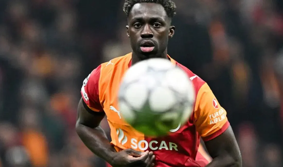 Galatasaray’ın savunmadaki bel kemiği Davinson Sanchez hakkında sıcak gelişmeler yaşanıyor.
