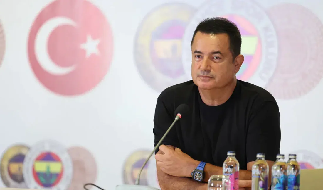 Fenerbahçe’de sıcak saatler yaşanıyor. Sarı-lacivertli kulüpteki locasının iptal edilmesiyle gündeme