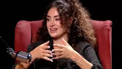 Sosyal medya paylaşımlarıyla sık sık adından söz ettiren ünlü şarkıcı