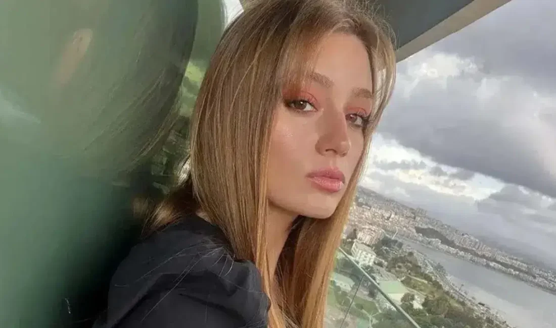 Ekranların sevilen ismi Gizem Karaca, sosyal medya hesabından kızı Leyla