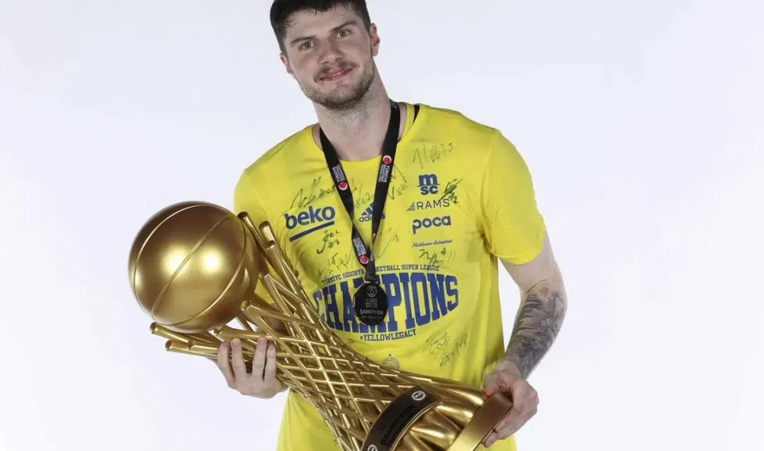 Türkiye Sigorta Basketbol Süper Ligi’nde transfer piyasası adeta alev aldı.