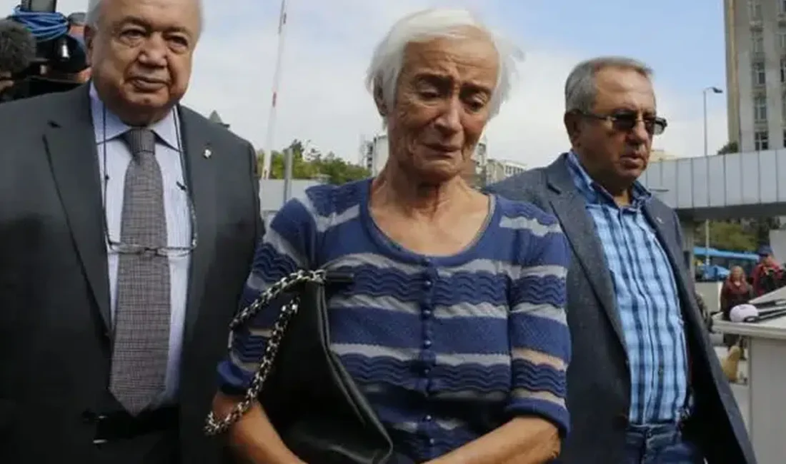 Türk siyasetinin en önemli isimlerinden merhum Deniz Baykal’ın eşi Olcay