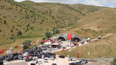 Sivas ile Tokat arasındaki en zorlu geçitlerden biri olan Çamlıbel’de
