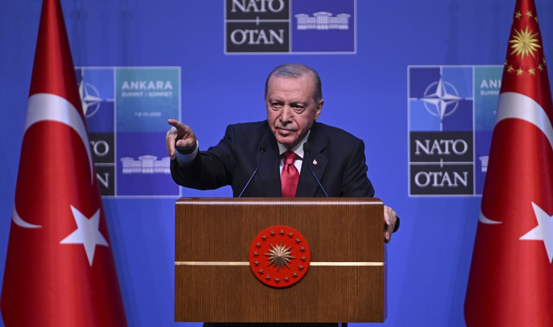 hangi sularda yüzdüğü belli. Miçotakis’in yanlışa düşmemesi gerekirdi” -> Matches
