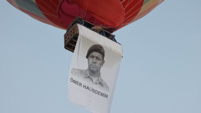 Nevşehir’de 15 Temmuz Demokrasi ve Milli Birlik Günü kapsamında gökyüzünde