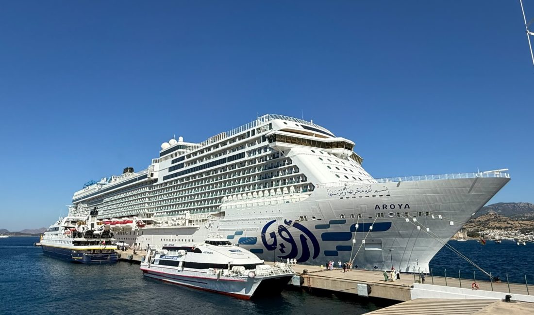 Muğla’nın dünyaca ünlü turizm merkezi Bodrum güne büyük bir hareketlilikle
