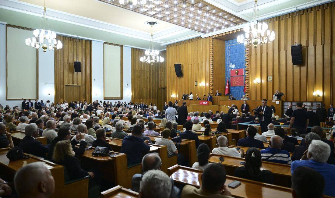 CHP’de istinaf mahkemesinin “mutlak butlan” kararının ardından başlayan fırtına giderek